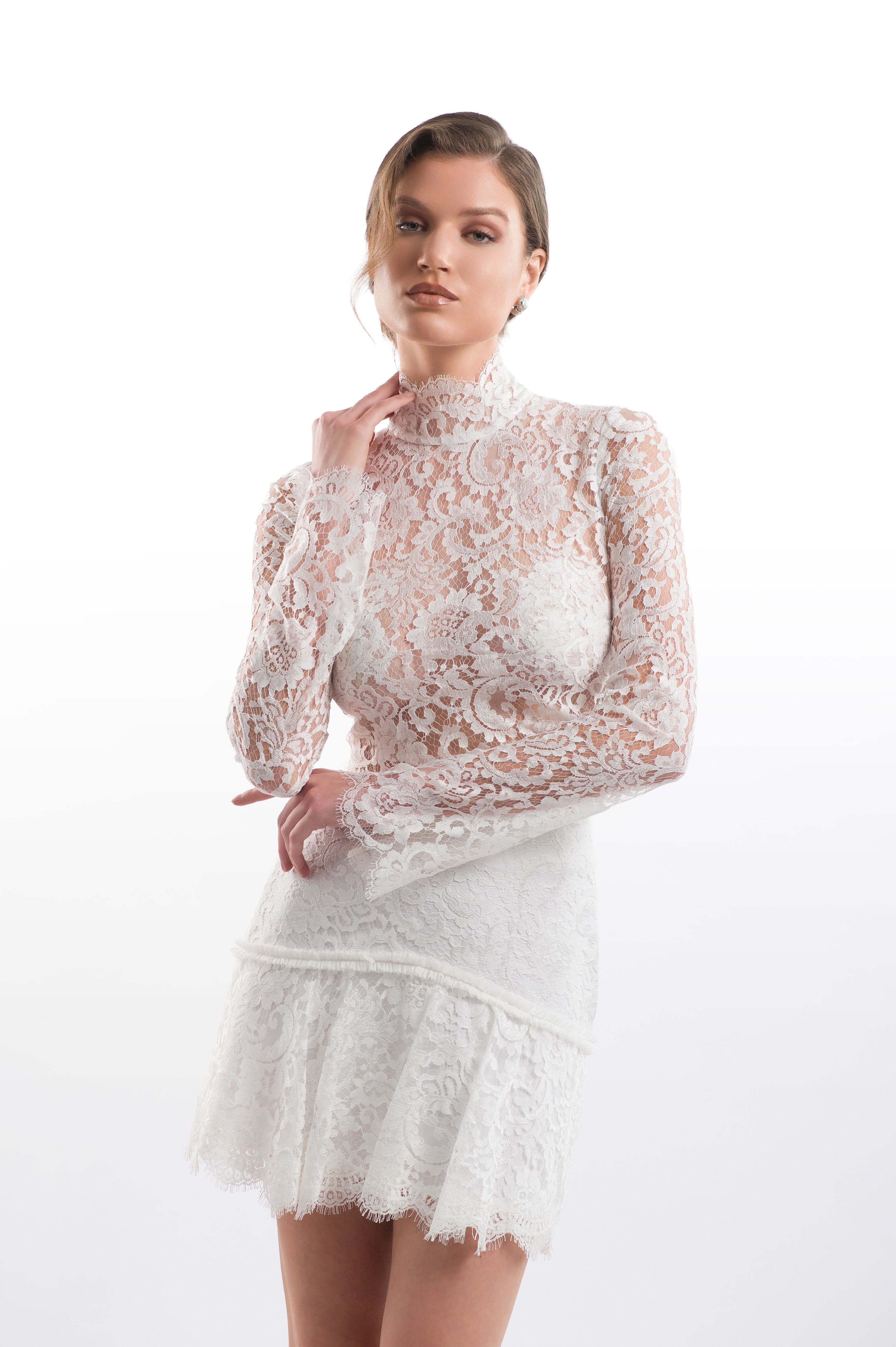 SKA 7 LACE SUIT