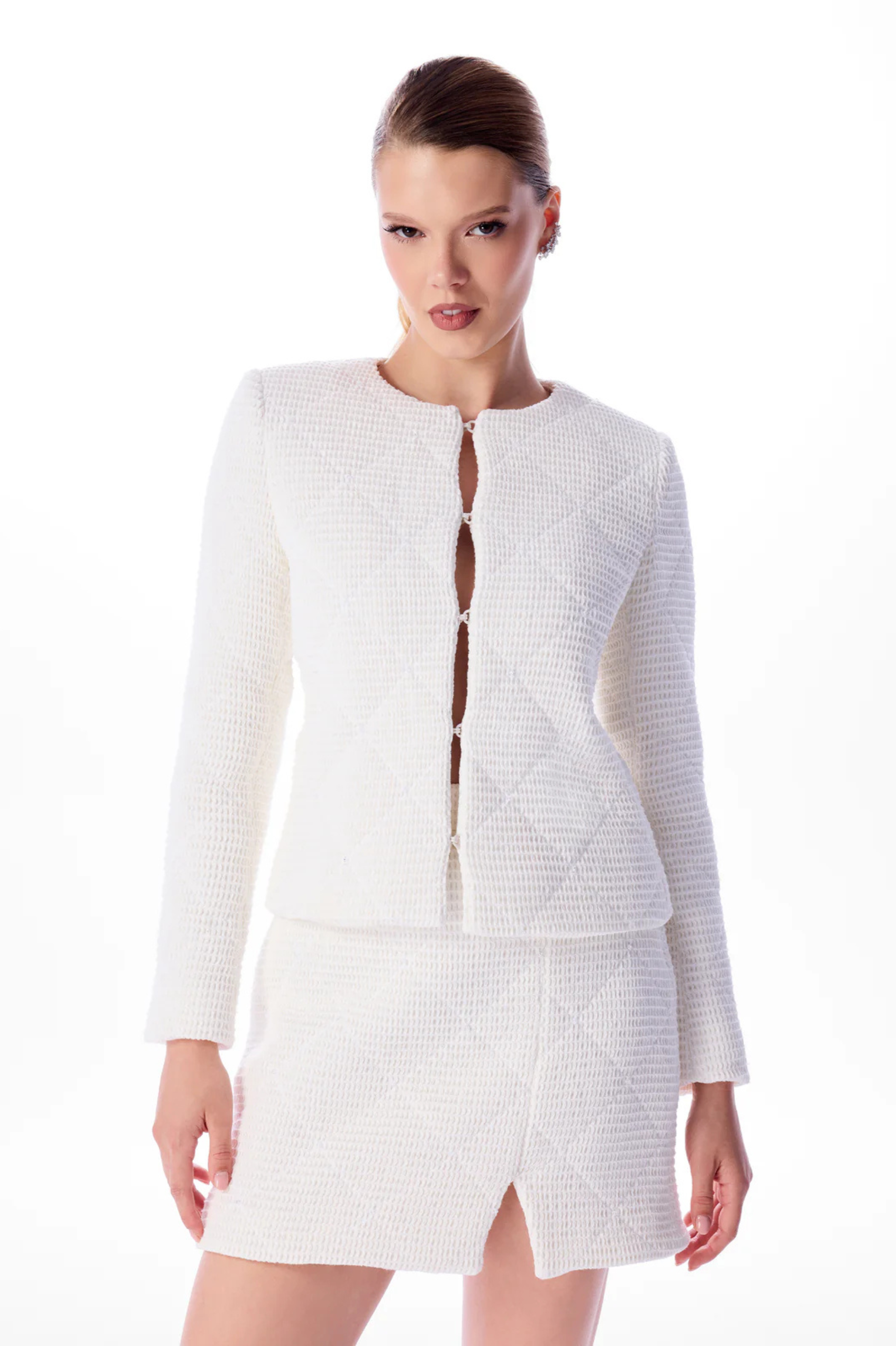 WHITE QUILTED JACKET