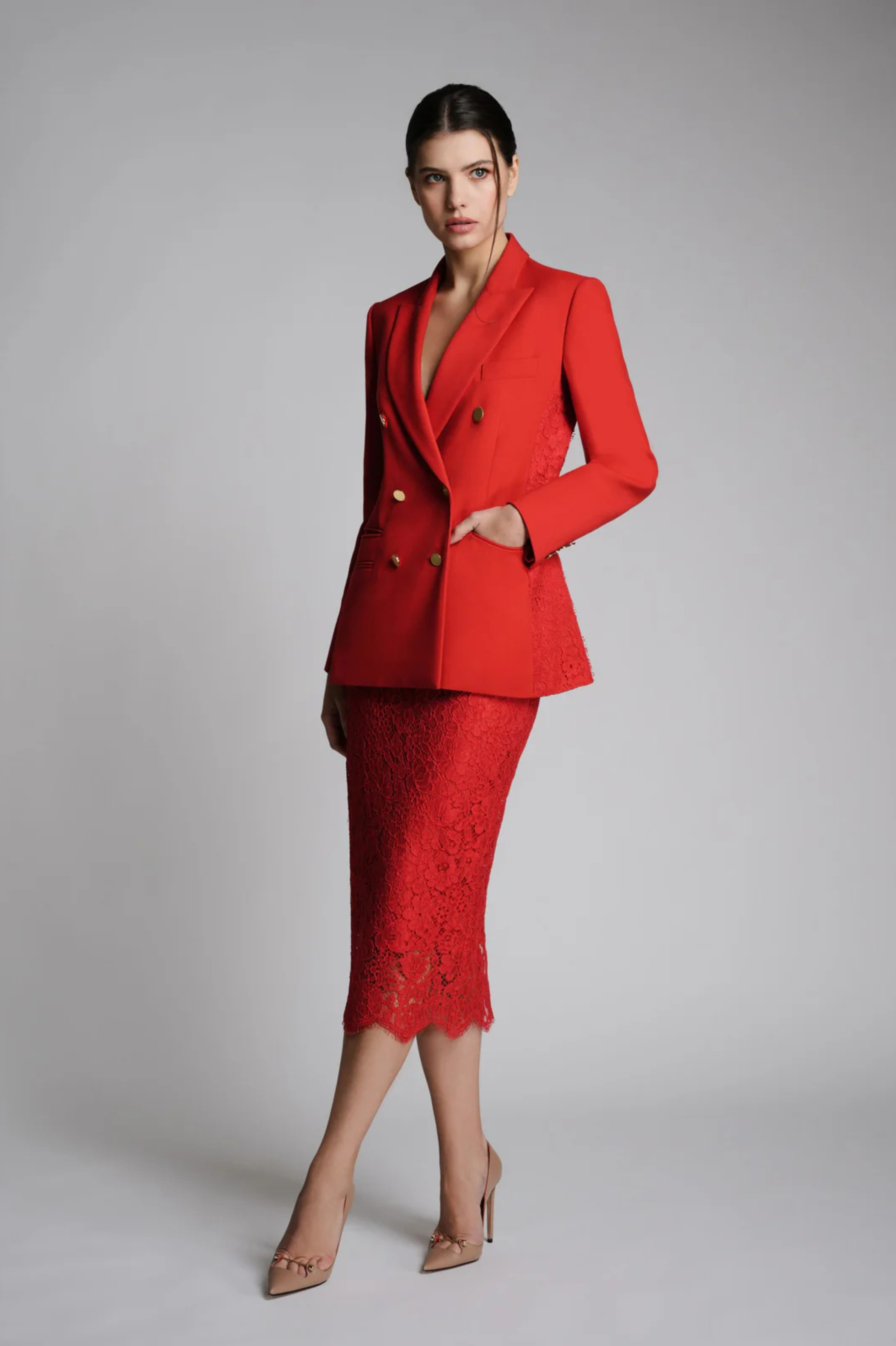 DOLCE SUIT